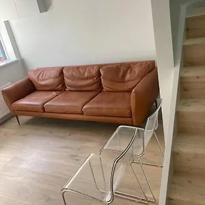 Bijou Mews In The Victorian Q Apartment